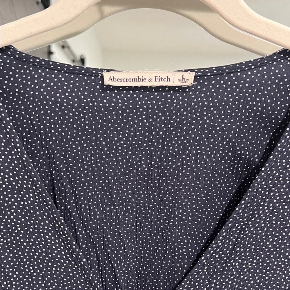 Abercrombie & Fitch Dark Blue Blouse with White Dots - Picture 2 of 7